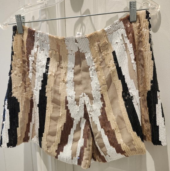 Size 8 Sequined shorts - Picture 2 of 3